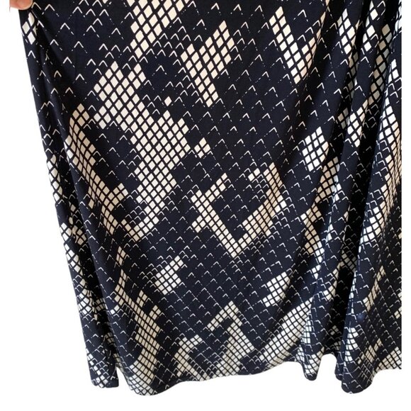 •SOLD•ELIZA J Navy Blue + White Print Knot Front Sleeveless Maxi Length Dress - Picture 8 of 9